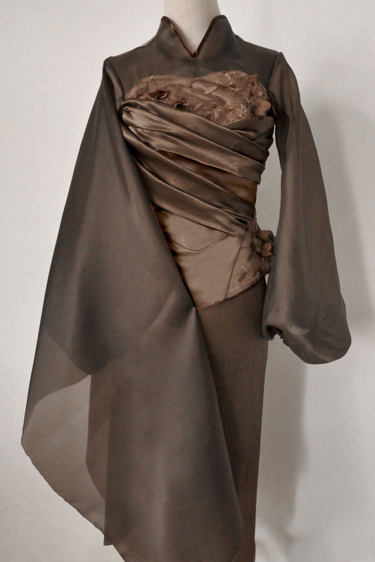 Elysia Rich Brown Selendang