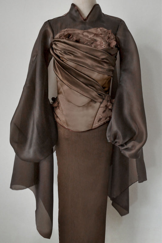 Elysia Rich Brown Selendang