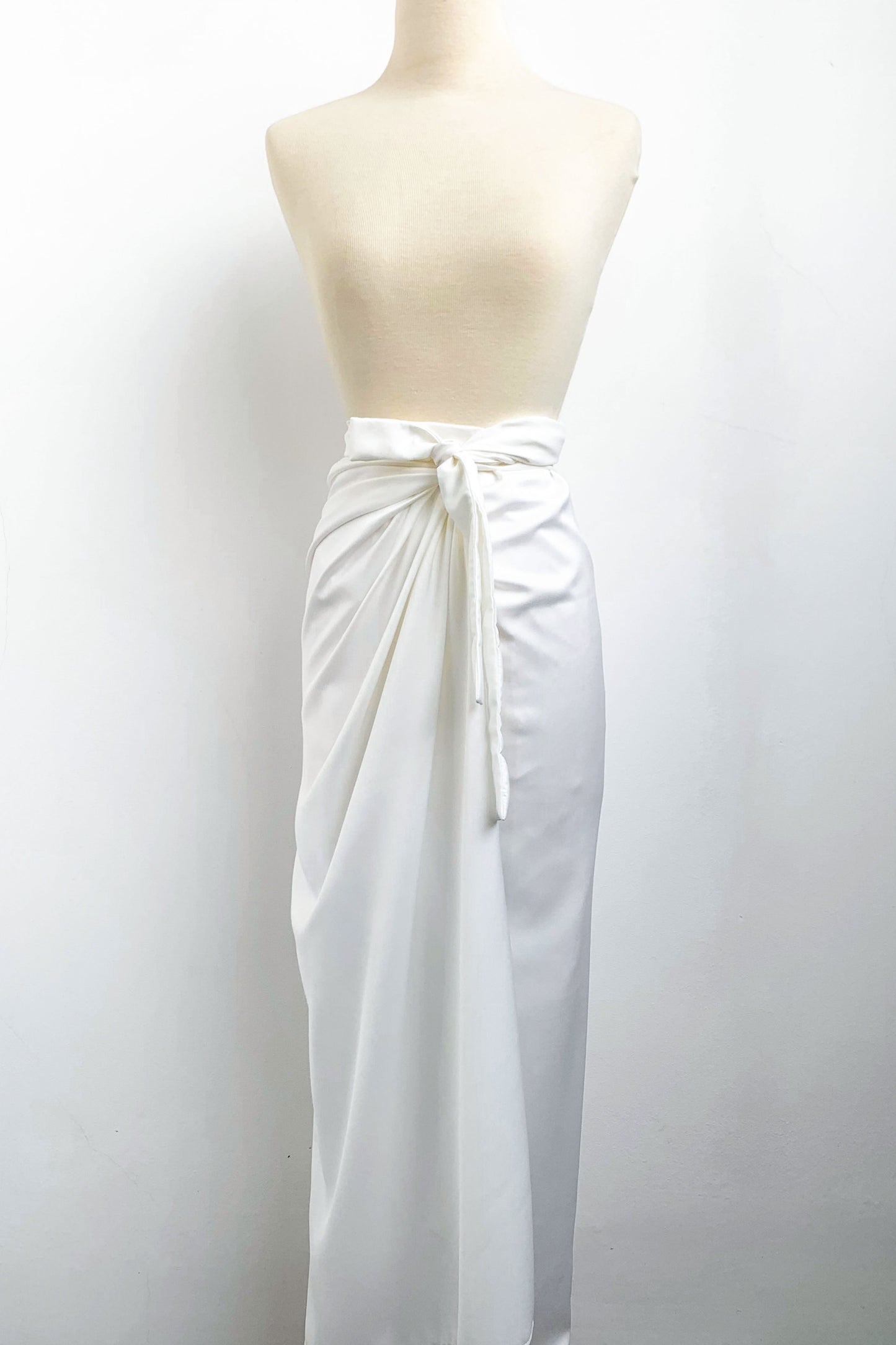 Pareo Skirt in White